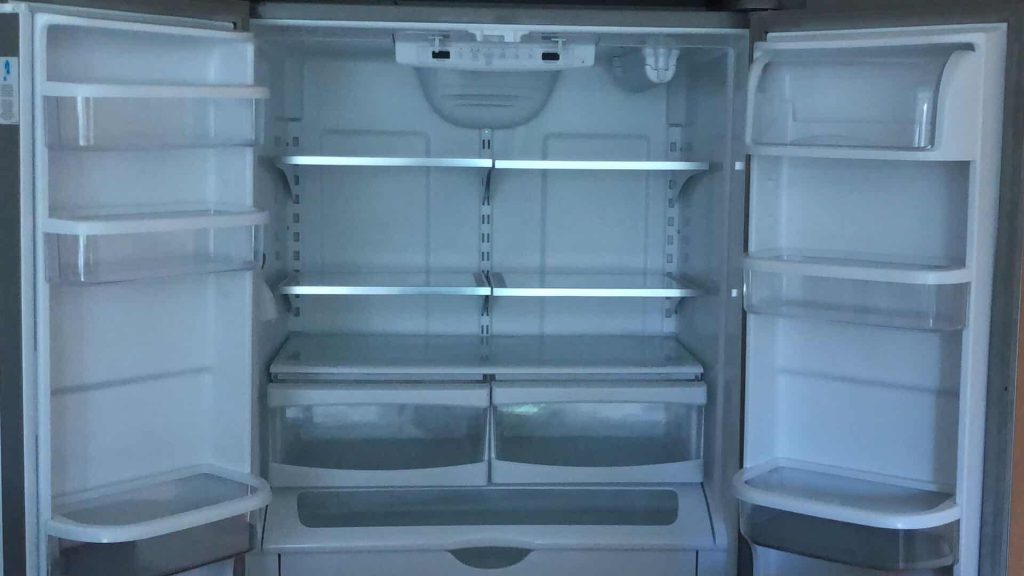 Does the size of the refrigerator affect its consumption