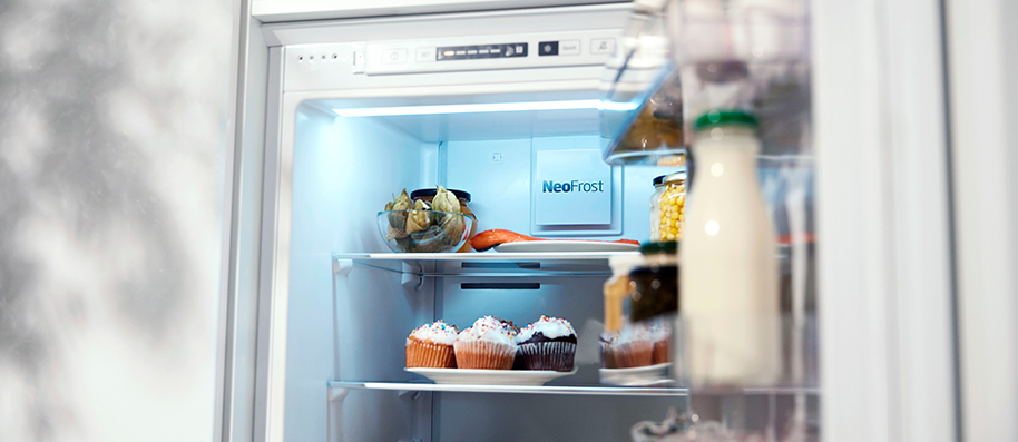 How does the refrigerator automate
