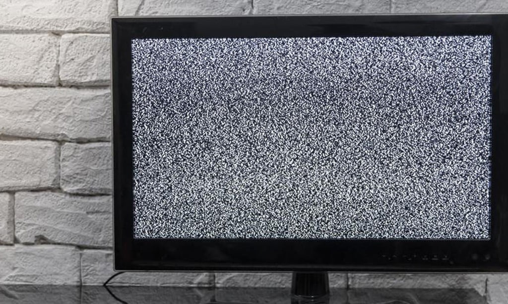 چرا تصویر تلویزیون شطرنجی میشود