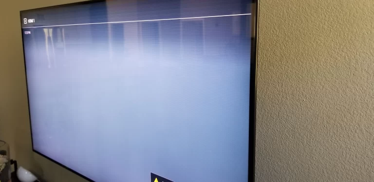 The cause of horizontal and vertical line on LED and LCD TV screen