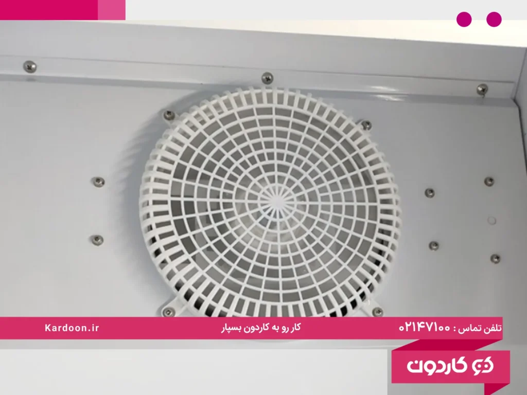 What is the reason for the refrigerator fan not working