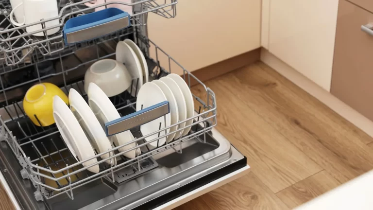 Causes of water leakage in the dishwasher