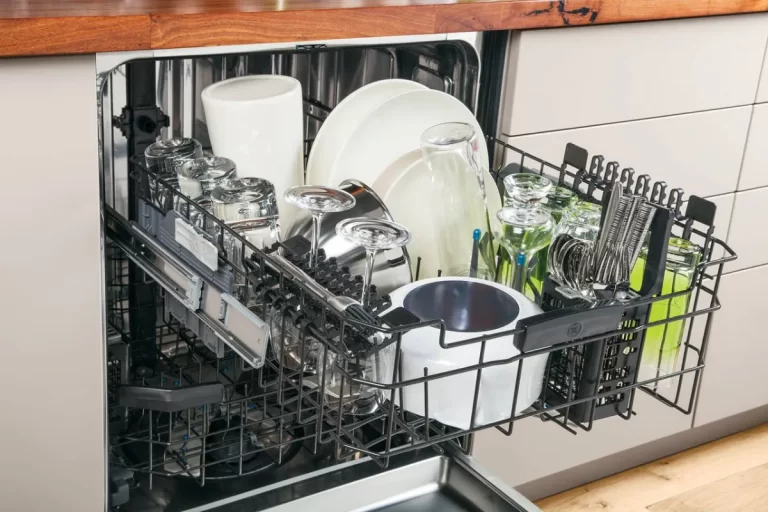 How to put dishes in a Samsung dishwasher