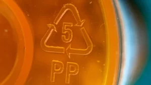 معنی علامت های روی ظروف پلاستیکی