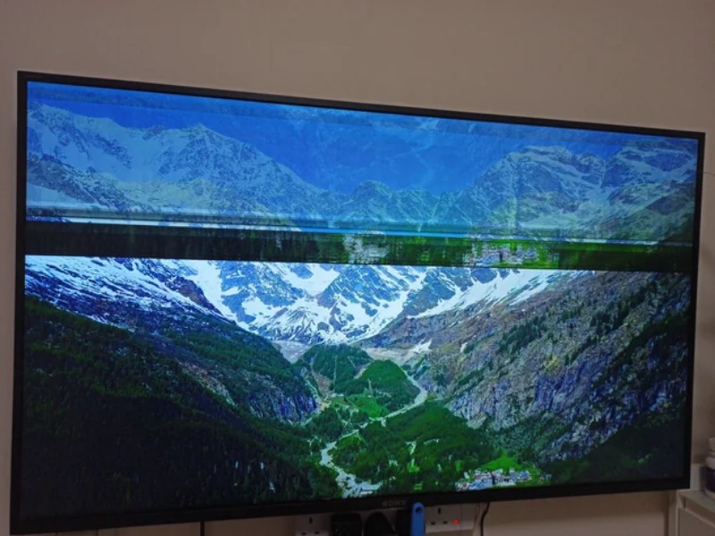 Line falling on the TV screen