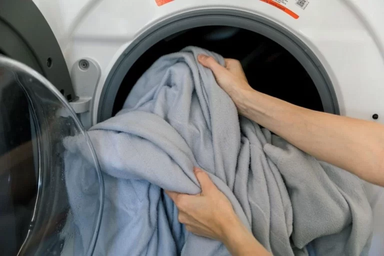 روش خشک کردن پتو بعد از شستن در ماشین لباسشویی