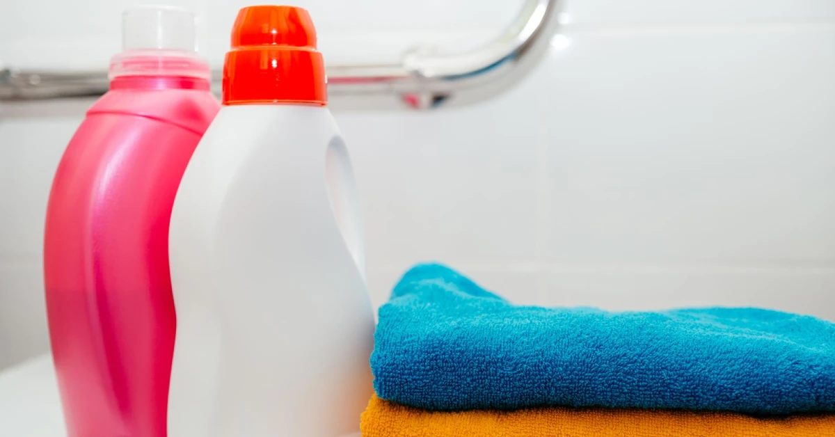 چه زمانی و چگونه از نرم کننده در ماشین لباسشویی استفاده کنیم