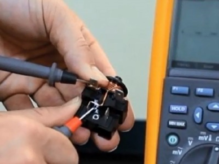 The reason for using the refrigerator start relay