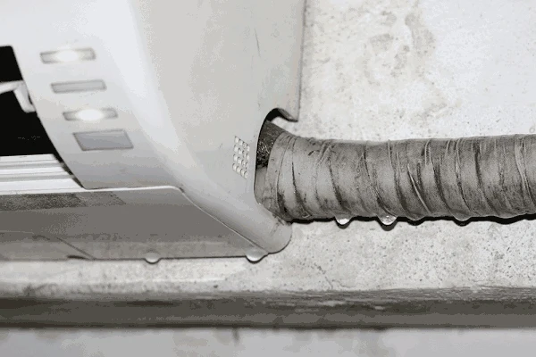 Symptoms of a problem in the air conditioner drain system